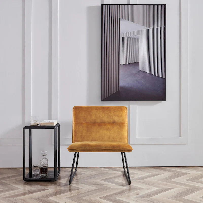 Chaise d'appoint sans accoudoirs en tissu rembourré avec pieds en métal noir