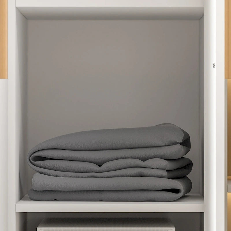 Armoire autoportante avec 6 casiers de rangement et une tringle de suspension